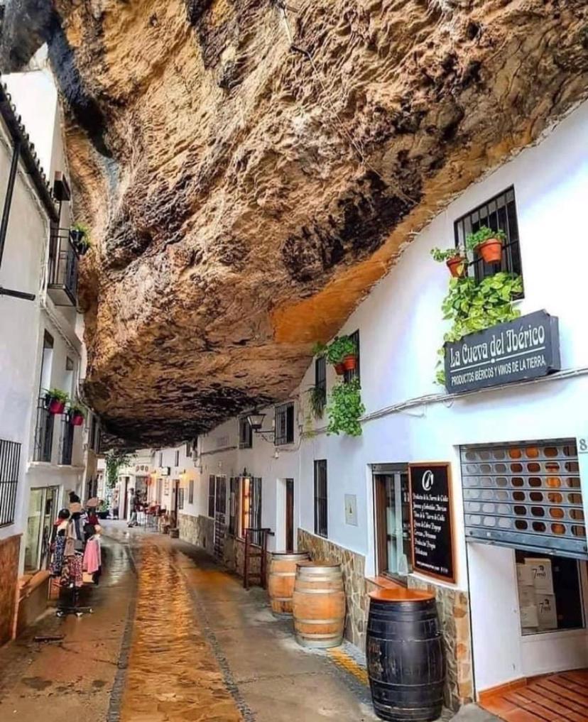 Casa Cueva “El Refugio En La Cueva” Setenil De Las Bodegas Exterior foto